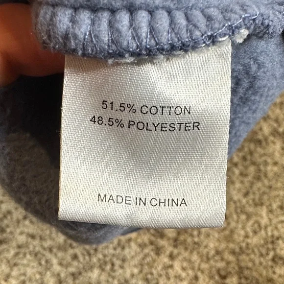 White Fox Crewneck - Picture 6 of 7